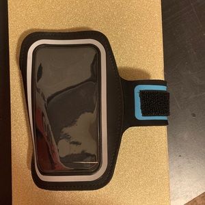 PHONE ARMBAND